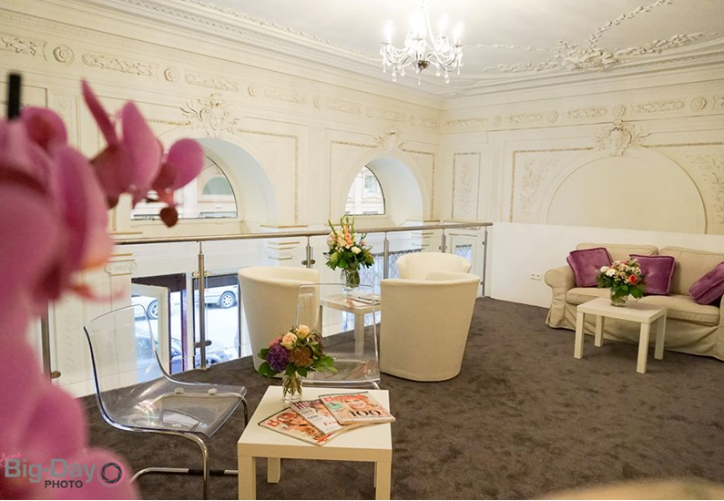 Eine Lounge, die zum Verweilen einlädt