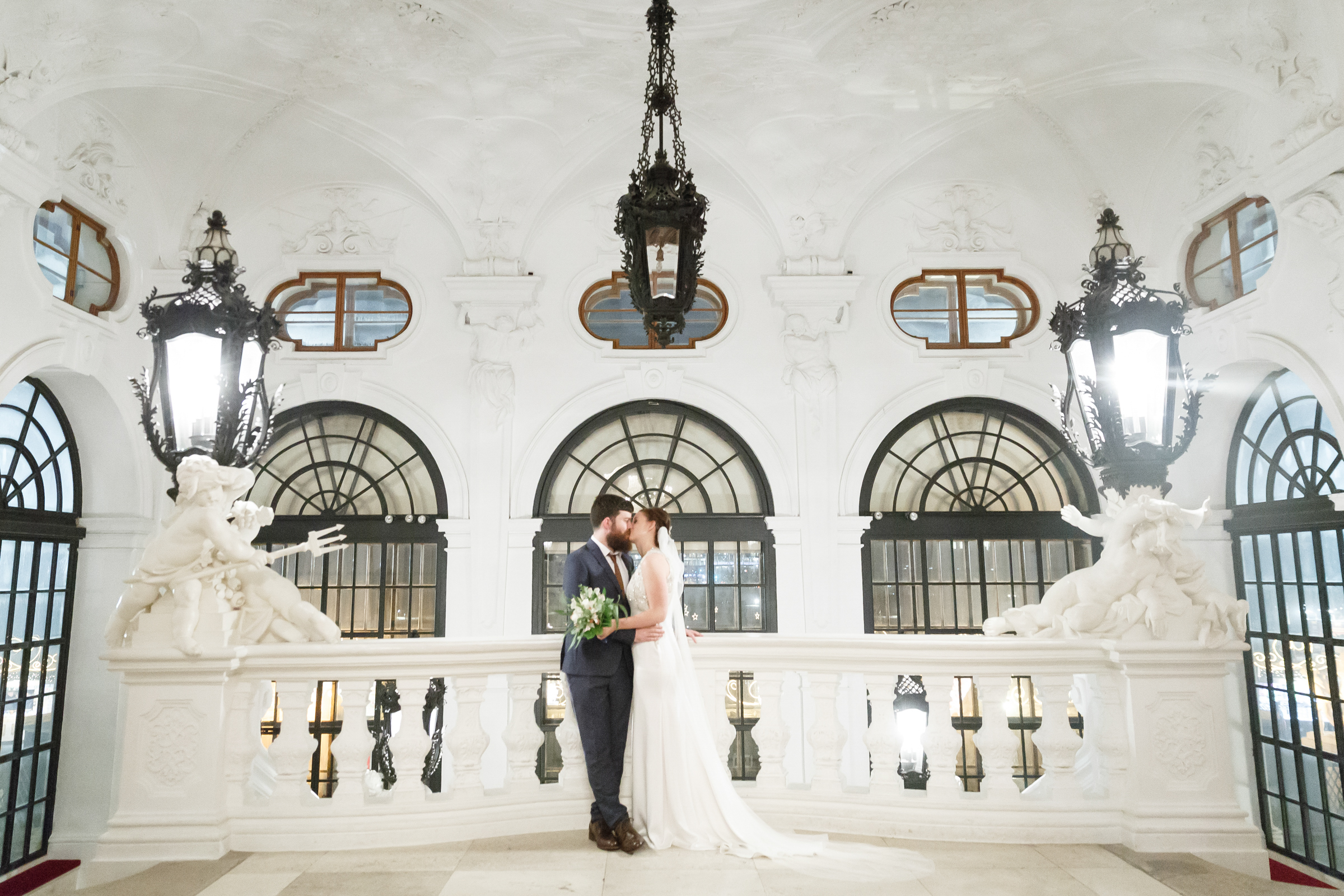 Wiener Winterhochzeit Braut und Bräutigam