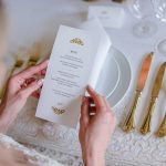 Hochzeitsinspiration in Grün und Apricot