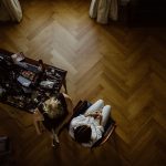 Sommerhochzeit mit französischem Flair Getting Ready Brautstyling