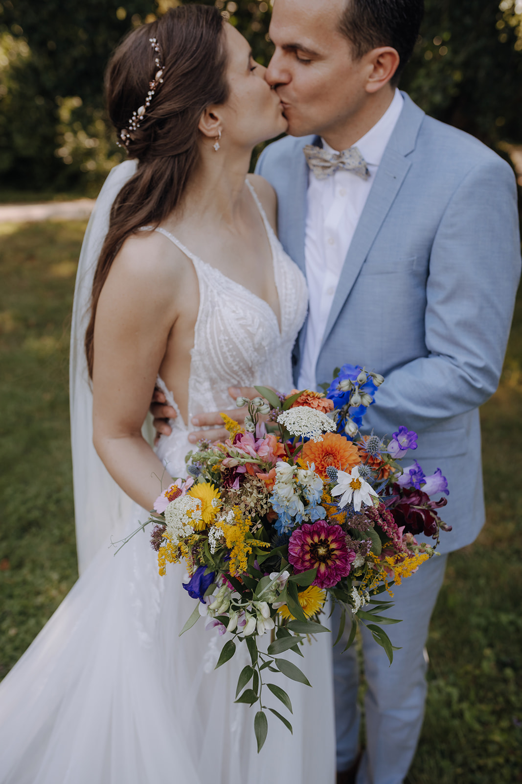 Küssendes Brautpaar, (c) Vanessa und Markus