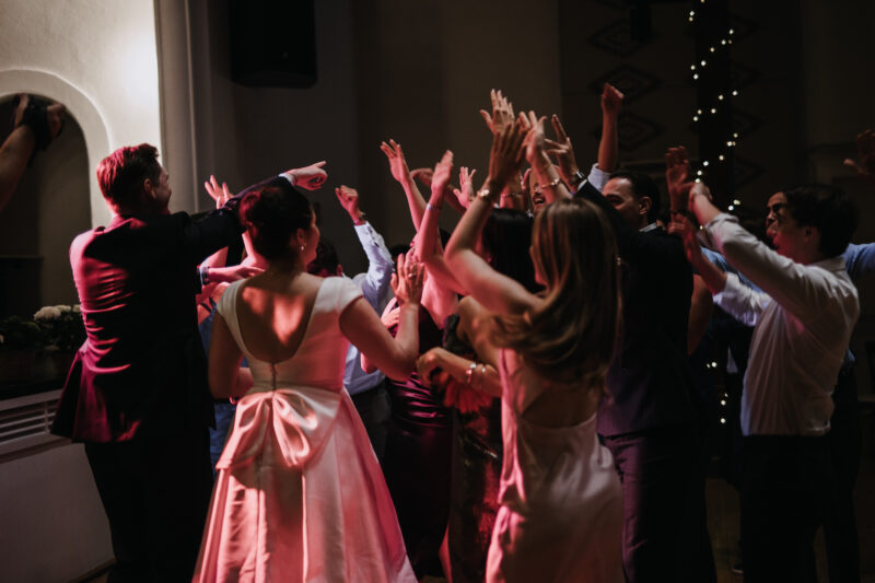 wedding_party_dancefloor_gute Stimmung_DJ_GABRIUM ©Nani & Paul Photography @naniandpaul