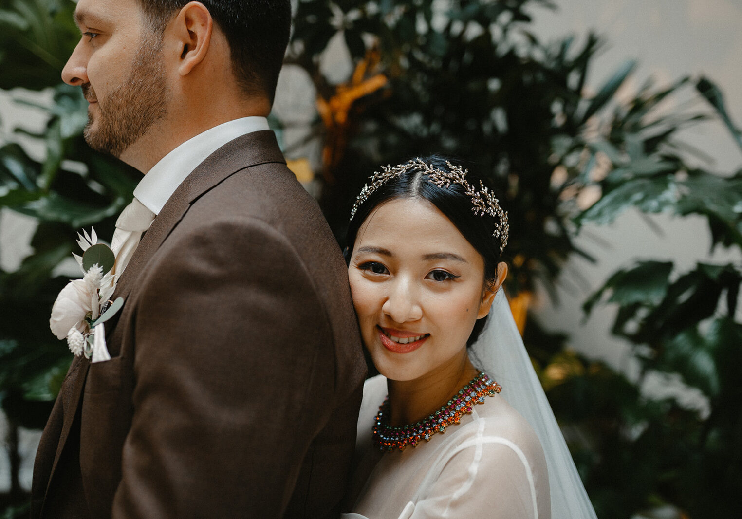 Brautpaar, 5 Dinge, die du wissen solltest, bevor du deine Hochzeitsplanung beginnst